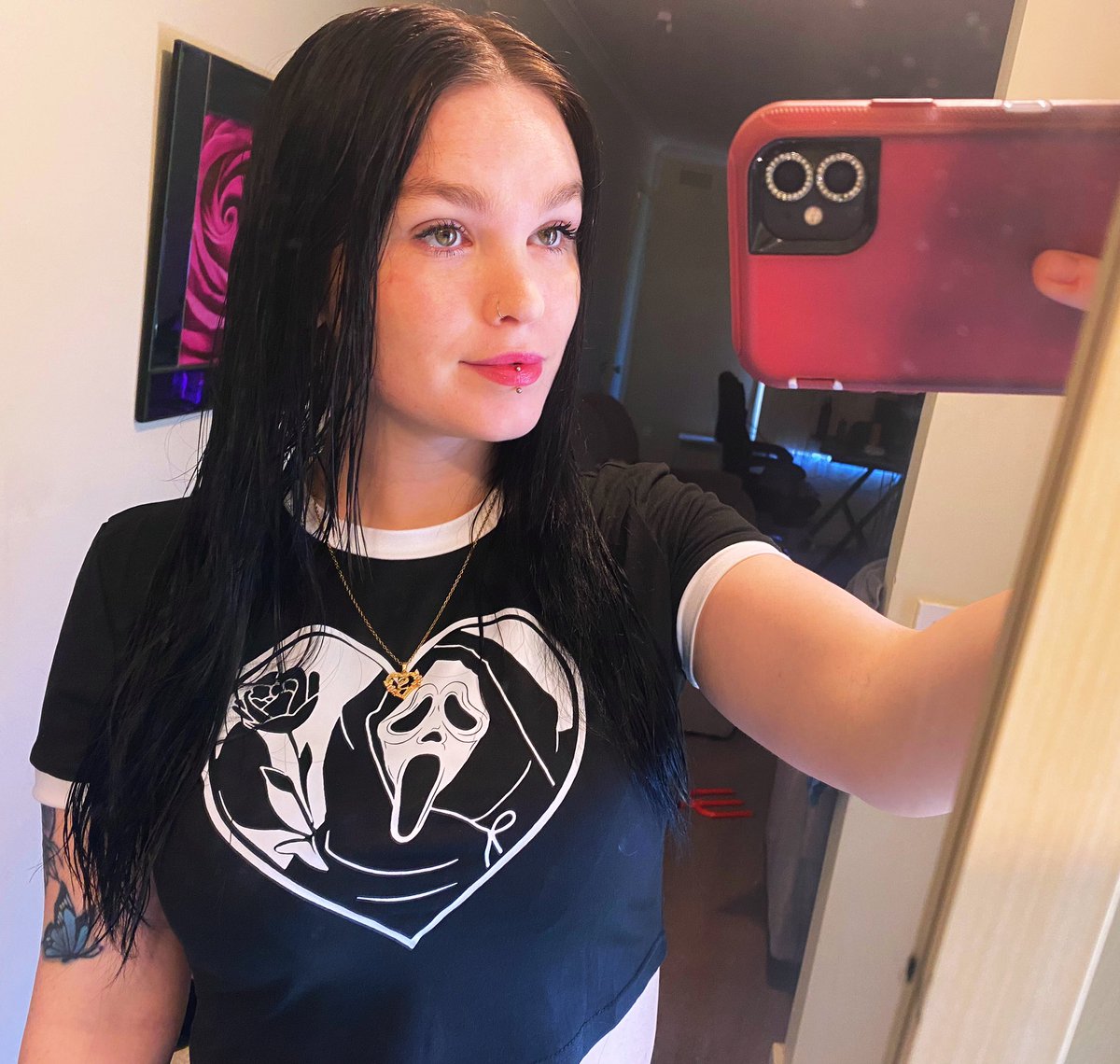 Shazzah95x's tweet photo. LIVE TODAY 5PM TIL 8PM 
KICK/TWITCH https://t.co/heNSVk7kHd
