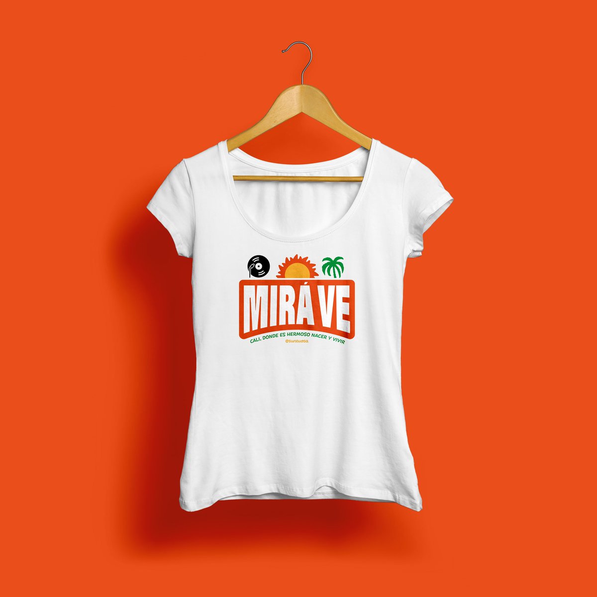 Suntuosa's tweet photo. ✨ Nueva colección ✨ Feria 2024 ✨

Navidad, diciembre y la Feria van -sí o sí- con tu camiseta caleña favorita.

¿Qué tallita la buscás? ¿Cuál es tu preferida? 🧡✨ https://t.co/BDbzUdh5Ki