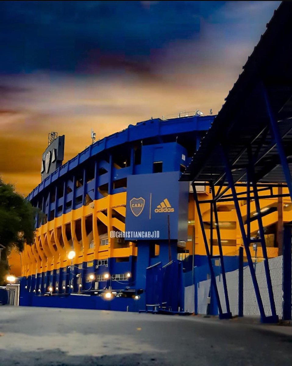 Mi sueño frustrado es vivir a cuadras de La Bombonera para poder verla todos los días.