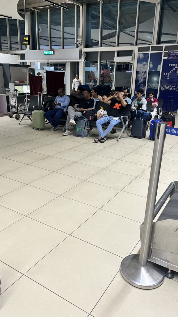 preyas_p's tweet photo. A total number of 18 seats - One Eight, at the newly built Rajkot “International” Airport Check-in area. A local bus stop on a city’s street would have more places to sit🤣 @AAI_Official https://t.co/ikq8EwJ9WO