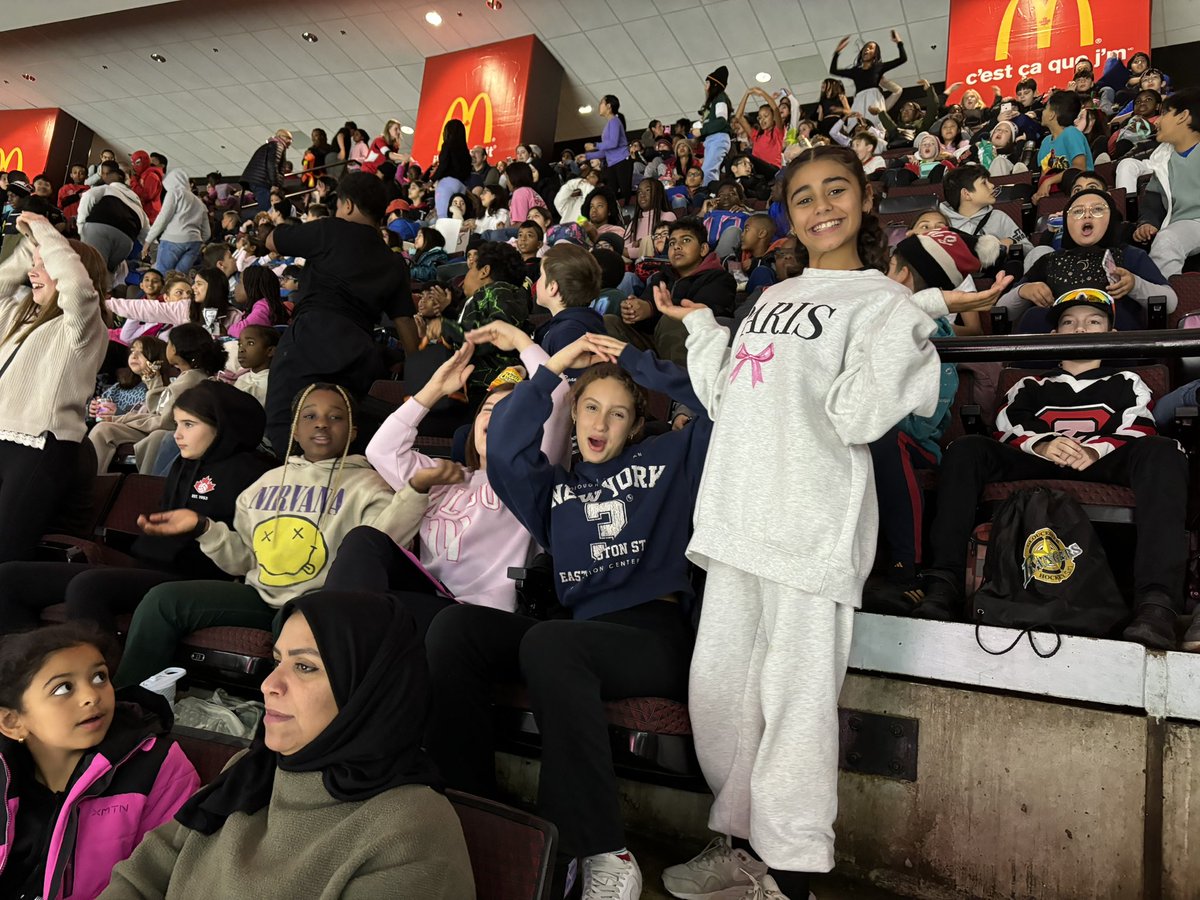 Angela Ross tweet media