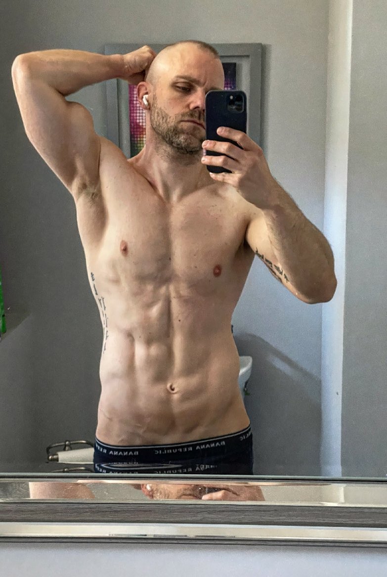 Johnny_Doolan's tweet photo. Not going to be on here a whole lot. Come follow me on insta and message me to be added to the close friends if you’re a fellow queerdo! Johnny_Doolan https://t.co/vCiQYKRwwq