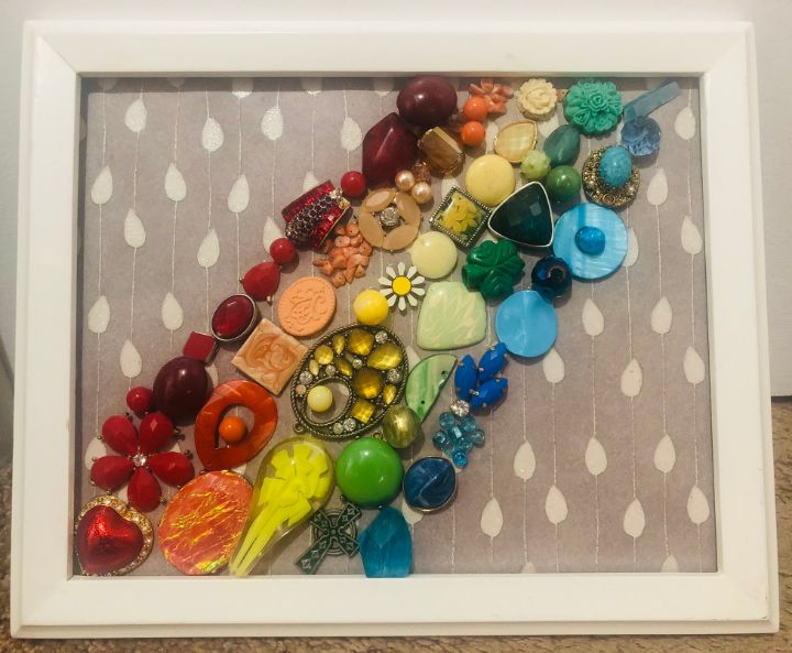 Plain2Pretty's tweet photo. Art of the Day: "Rainbow on Rain Jewelry Art". Buy at: https://t.co/3DmjjFLr63 https://t.co/Kiu4r0NWxB
