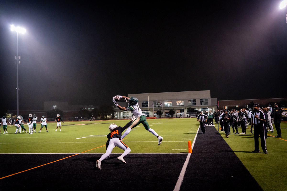 Just give me a chance I’m going to make a play! #godgotme🙏🏾