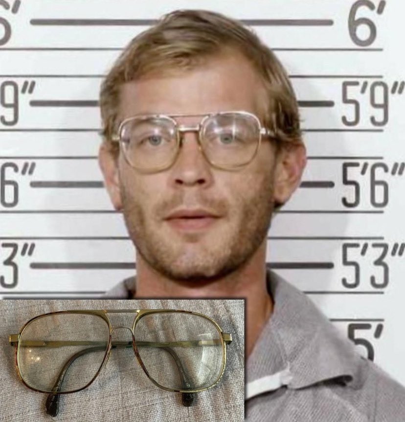 Why is Joan’s son wearing Jeffrey Dahmer glasses? #TheGoldenBachelorette #GoldenBachelorette
