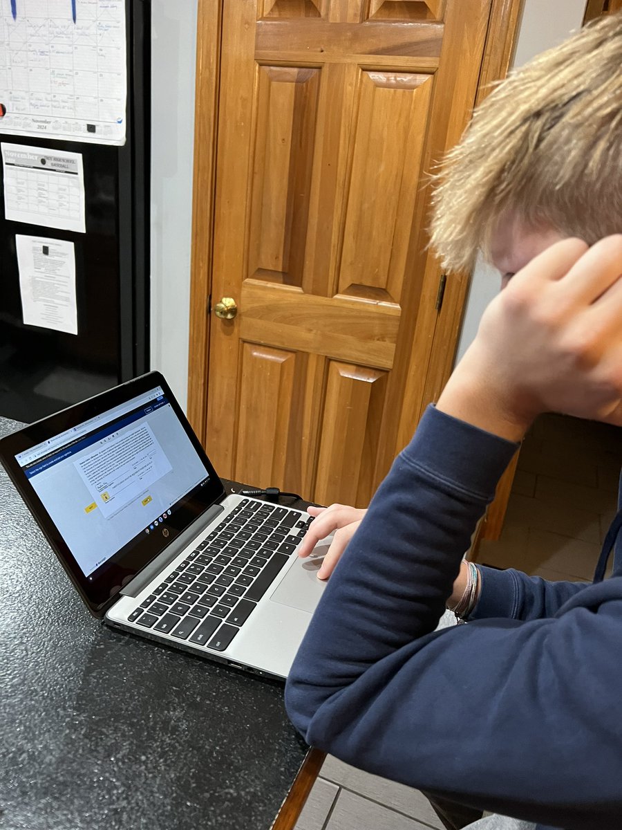 rebecca78739532's tweet image. Proud is an understatement. His hard work and determination has led up to today. We can’t wait to watch him become a Toledo Rocket in the classroom and on the baseball field. Today he signed his National Letter of Intent.