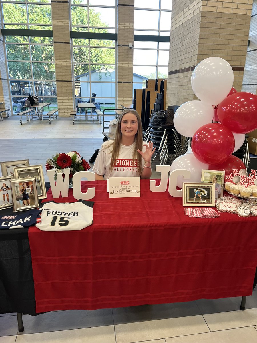 Foster Volleyball tweet media