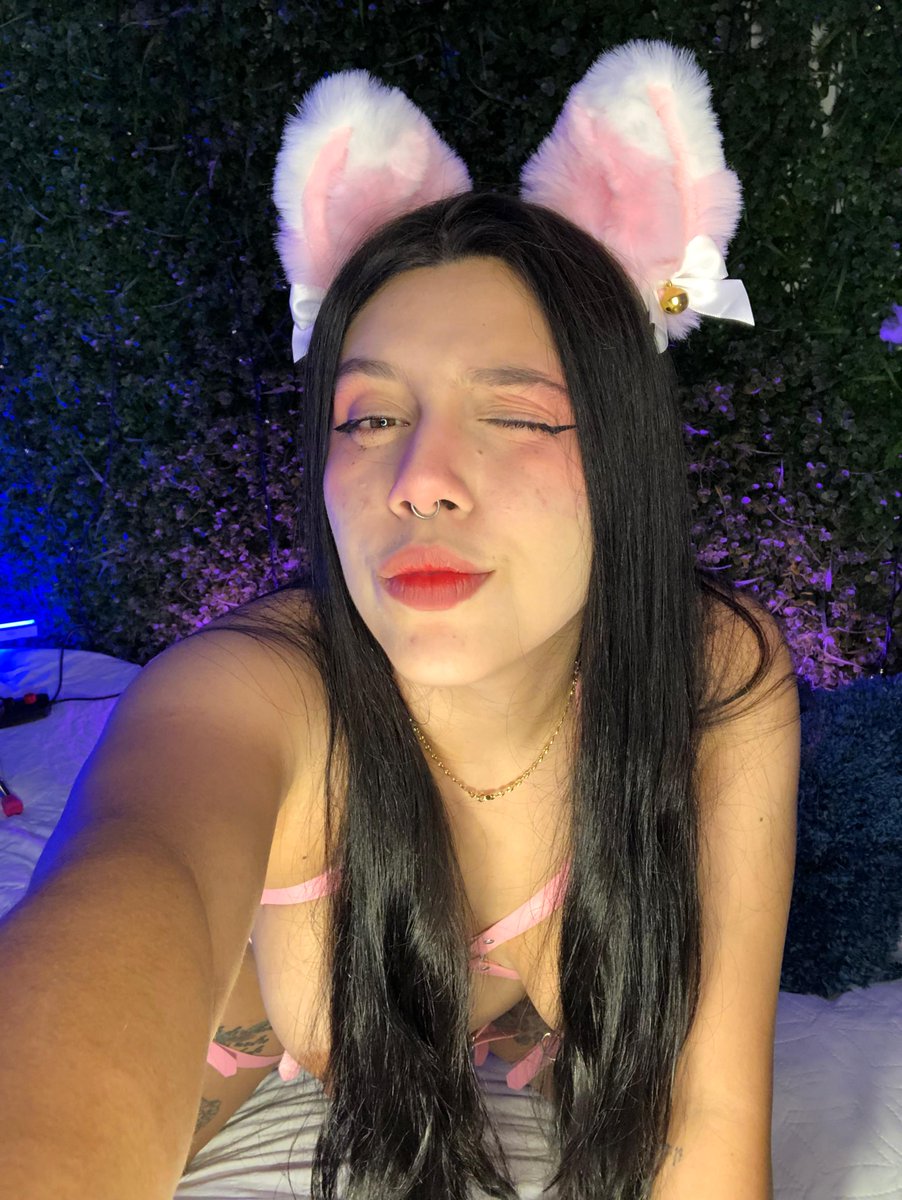 ChelseaCoopsf24's tweet photo. Miaaauuu 😻

https://t.co/LUyq9IZfDx 

#sexonline #matureporn #striptease #chatroulette #chicawebcam #amateur #sexy #cam4live #CAM4 #camgirlsoftwitter

@Cam
@Cam4_la
@Cam4_ES
@Cam4_FR
@Cam4_IT
@Cam4_DE https://t.co/2Pug49wPPB