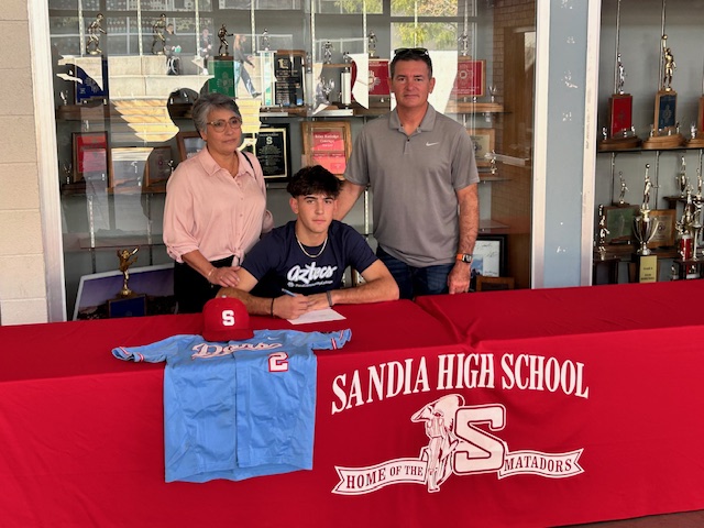 Congrats to senior Adriel Figueroa-Brito for signing his LOI to continue his education and baseball career at Pima CC. Big things ahead. #GO DORS!