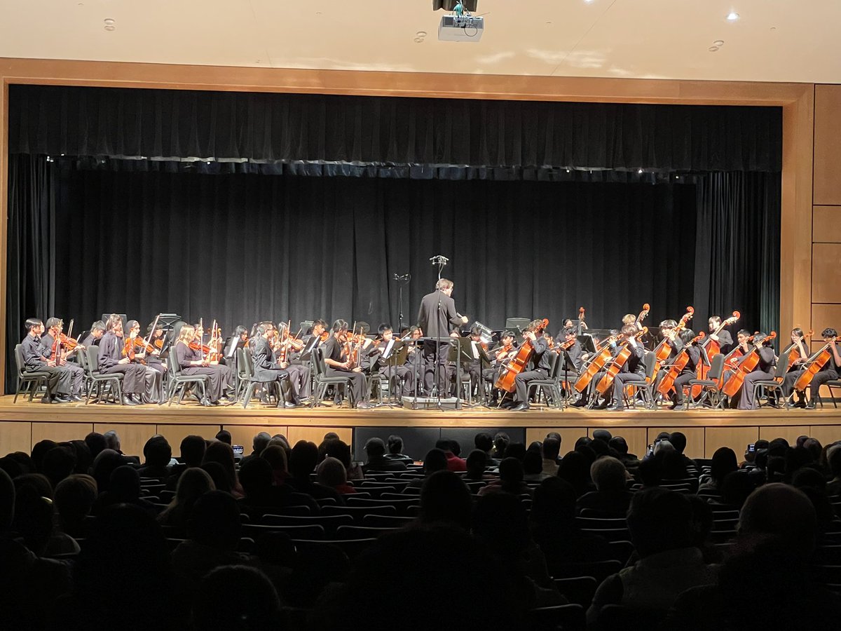 WWP_Arts's tweet image. Great HSS Orchestra performance tonight, and congrats to Ms. Meckler on her first concert at South! #wwprsd