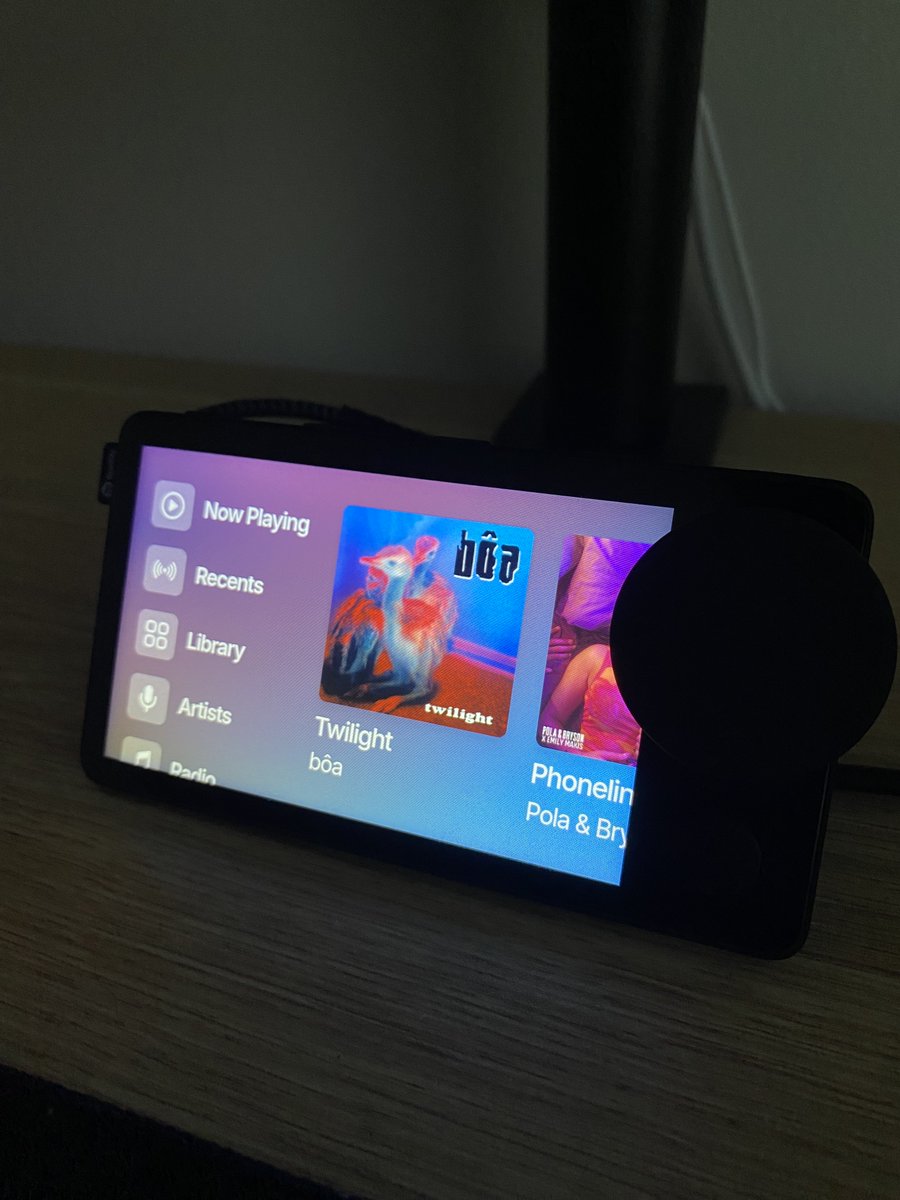 brandonsaldan's tweet photo. it's here! introducing nocturne - a modern web-based interface for your spotify car thing.

breathe new life into your device with:

• full playback controls
• playlist management
• artist and album exploration
• real-time interface updates
• and more!

🧵 a thread ↓ https://t.co/o2pST75unn