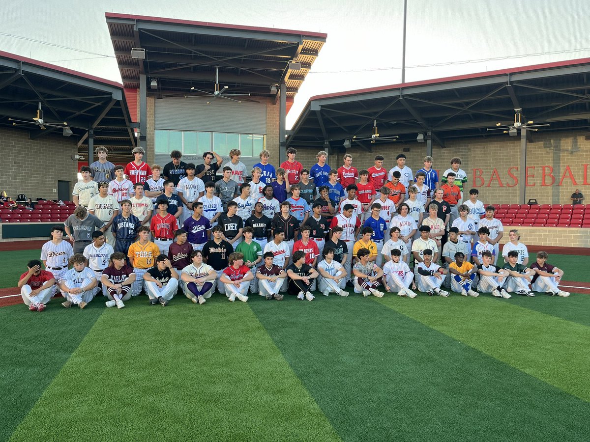 GHBCA Futures Game (@ghbcafutures) on Twitter photo Thanks to the <a href="/HTXAreaBaseball/">Greater Houston Baseball Coaches Association</a> coaches and players who showed up for the Donโt Drink and Drive photo shoot sponsored by <a href="/Team_Funded/">TeamFunded</a>
Over 80 players showed up.
Thanks to Coach Massiate and @STCatholic for the use of the beautiful ballpark!! Thanks to the <a href="/HTXAreaBaseball/">Greater Houston Baseball Coaches Association</a> coaches and players who showed up for the Donโt Drink and Drive photo shoot sponsored by <a href="/Team_Funded/">TeamFunded</a>
Over 80 players showed up.
Thanks to Coach Massiate and @STCatholic for the use of the beautiful ballpark!!