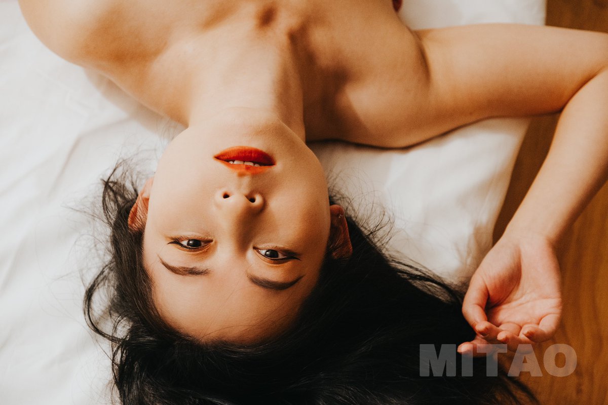 可模可摄
北上广深杭，附近城市都可约拍请私信。
艺术摄影作品无不良引导，不卖图，无低俗意图。
投稿 @wqganenshi_ @cuteeeee11 @jiumc86 @XXman61101766 @euteeeee 
#私房模特 #SM  #人体 #广州约拍 #深圳约拍 #北京约拍 #上海约拍 #黑丝 #翘臀 #珠海约拍  #杭州约拍 #丝袜 #模特 #吊带丝袜 #私房 https://t.co/63wLYqzVoP
