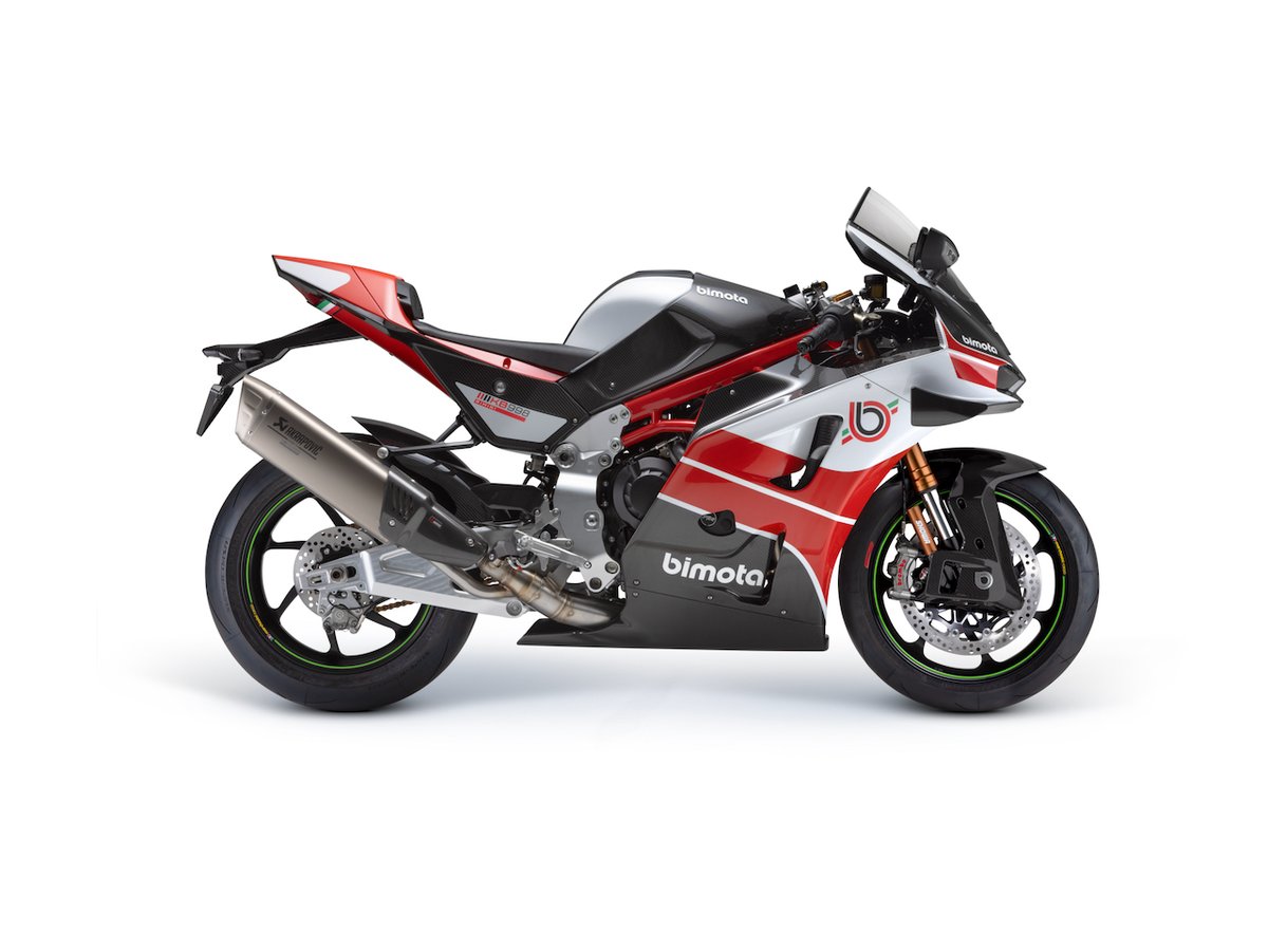 CorseStyle's tweet photo. bimotaがスーパーバイク世界選手権を戦うためのニューマシンKB998。そのストリートバージョンがKB998 Rimini。
Rimini（リミニ）、1966年にbimotaが創業され、現在も本社を構える、アドリア海に面した歴史ある街です。
#bimota #モトコルセムゼオ #厚木 #kb998 https://t.co/k2gq3CkvRP