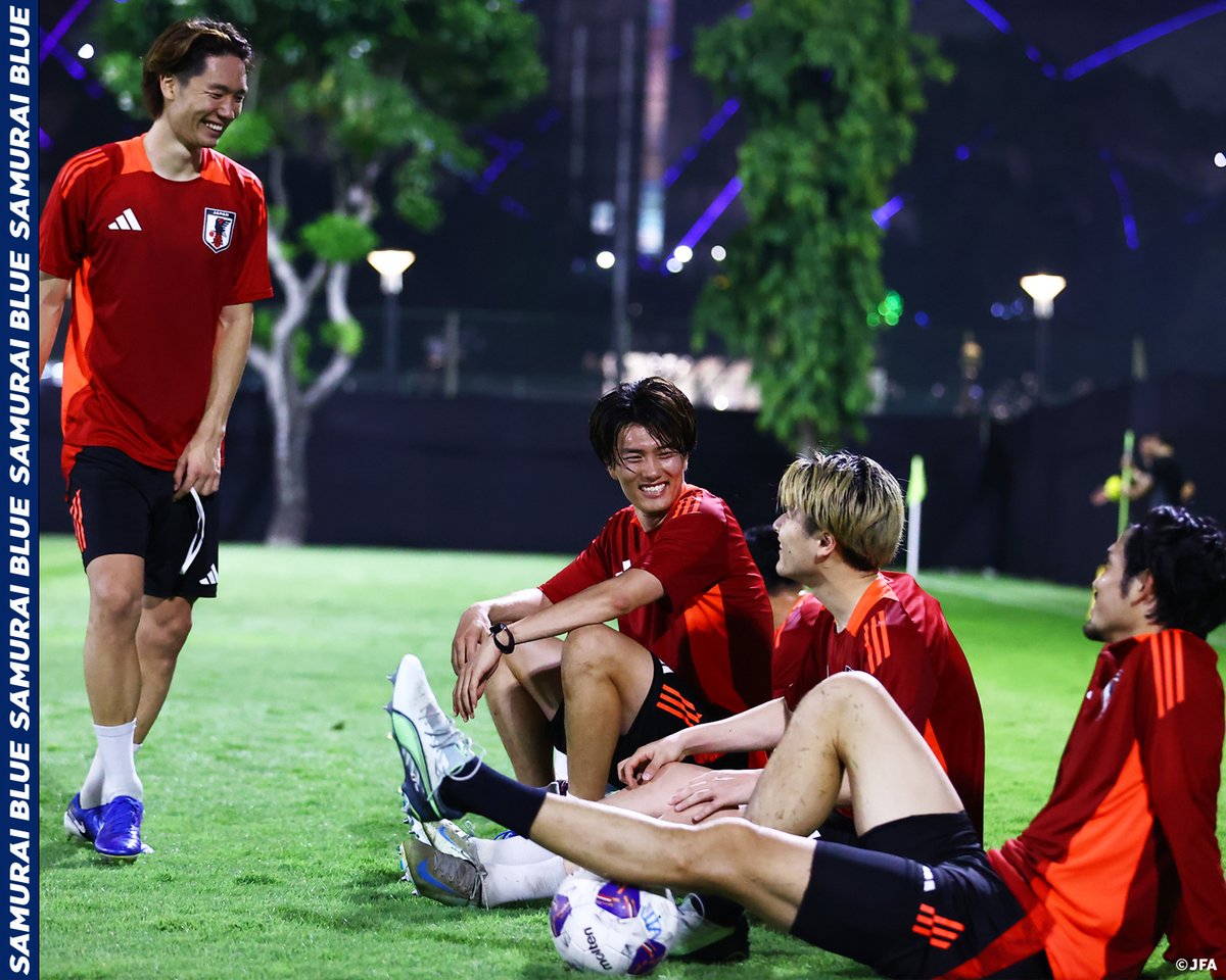 日本サッカーミュージアム SAMURAI BLUE 11月の国際親善試合のサイン