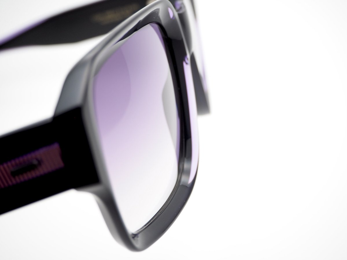 【ブログ更新しました！】
現在トランクショー開催中のカトラーアンドグロスのサングラスをご紹介しています👓
ボリューム感たっぷりのサングラス、ぜひ店頭でもご覧になってください。
#OBJeast #眼鏡 ＃cutlerandgross
CUTLER AND GROSS's SunGlasses
↓↓↓
 east.e-obj.jp/?eid=1324747