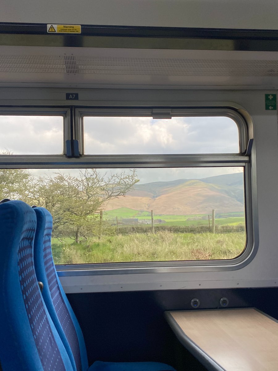 NORTHERN 🚆 tweet media