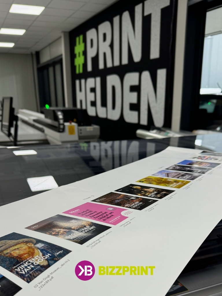 KBizzprint's tweet image. Bij Bizzprint in opdracht van @CXN  met bijzonder project bezig😍De afgelopen dagen rollen er tientallen meters met 'de grote meesters' van de printer... Wat we daar mee gaan doen?

Binnenkort meer met het resultaat 🎨

#print #sign #bizzprint #amersfoort