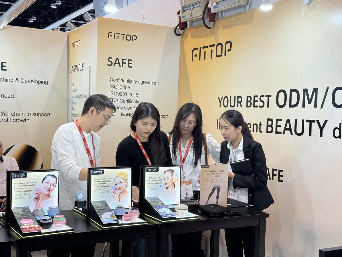 Fittopofficial_'s tweet photo. 🌈 Live from the Cosmoprof Asia 2024! We’re glad to see so many people excited about our products. Our dedicated team is here, passionately sharing product insights and answering questions. Thank you to everyone for making it such a memorable event! https://t.co/zB65LocaK4