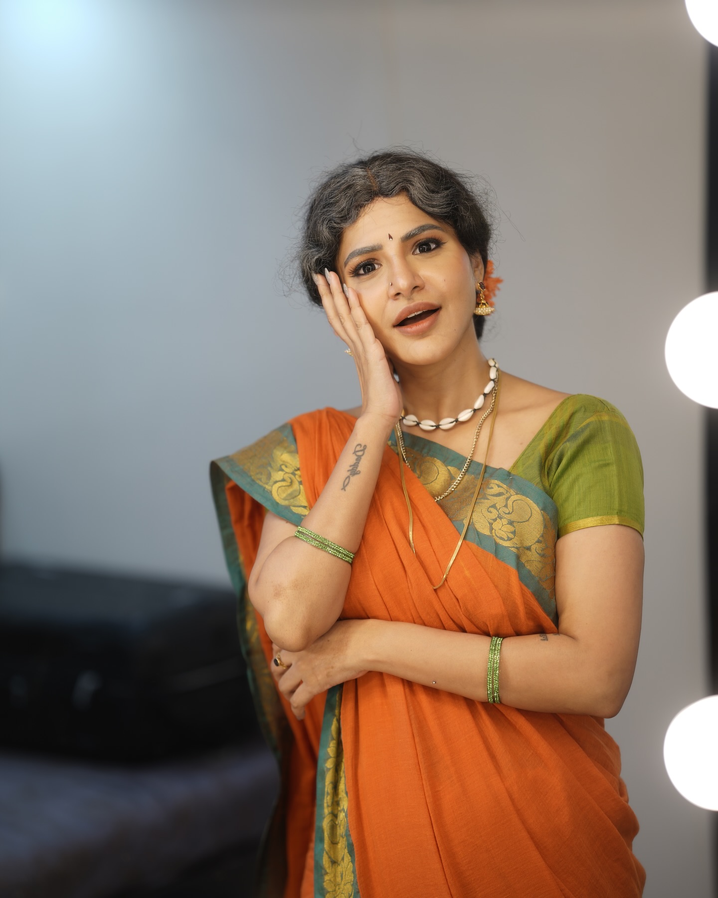 GcUAhJuW4AAv8oI?format=jpg&name=large