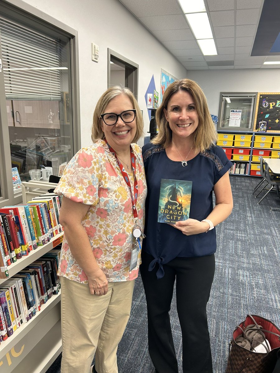 USE Stallions had an absolutely amazing visit with Mari Mancusi! Our 3rd, 4th, and 5th graders were so engaged as we learned about dragons, fantasy, and the writing process!!! Thank you, <a href="/marimancusi/">Mari Mancusi</a> for a fabulous day! <a href="/USEStallions/">Stephens Elementary</a> <a href="/katy_libraries/">Katy ISD Libraries</a> <a href="/CaroleD_Langley/">CCLang</a>