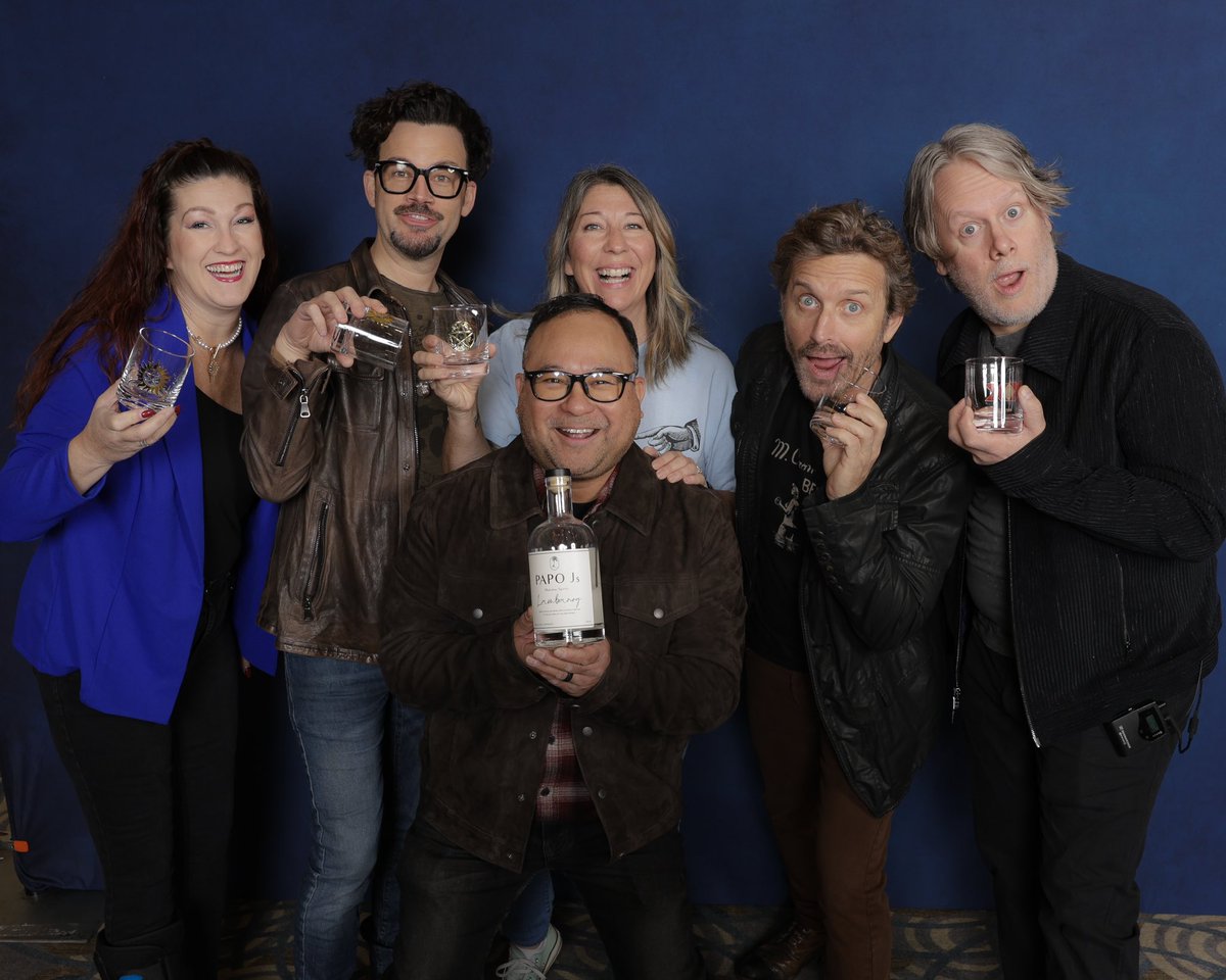 The best! They understood the assignment! Thanks, <a href="/LoudenSwain1/">Louden Swain</a>! Go get you some, <a href="/PapoJs/">Papo J's</a> made by <a href="/BorjaBorja1/">Michael Borja</a> it’s delicious and you won’t be disappointed. 
<a href="/Billy_Moran/">Billy Moran</a> <a href="/RobBenedict/">Rob Benedict</a> <a href="/Innocuous_Flop/">Stephen Norton</a> #loudenswain #papojs #supernatural #spn