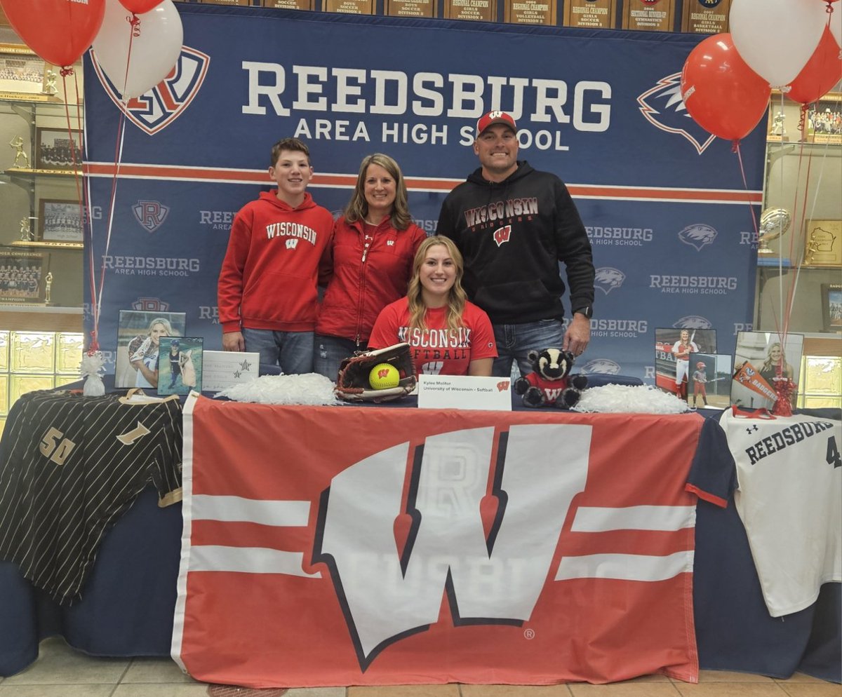 Iowa Premier Fastpitch (@iowapremierfp) on Twitter photo NLI SIGNED! NAILS! Iowa Premier National's <a href="/kyleemolitor/">Kylee Molitor</a> inks her scholarship D1 Power 4 to Coach Healy & <a href="/BadgerSoftball/">Wisconsin Softball</a> !! We r so proud of you Kylee!! #IPFWORKS #NationalSigningDay2024 NLI SIGNED! NAILS! Iowa Premier National's <a href="/kyleemolitor/">Kylee Molitor</a> inks her scholarship D1 Power 4 to Coach Healy & <a href="/BadgerSoftball/">Wisconsin Softball</a> !! We r so proud of you Kylee!! #IPFWORKS #NationalSigningDay2024