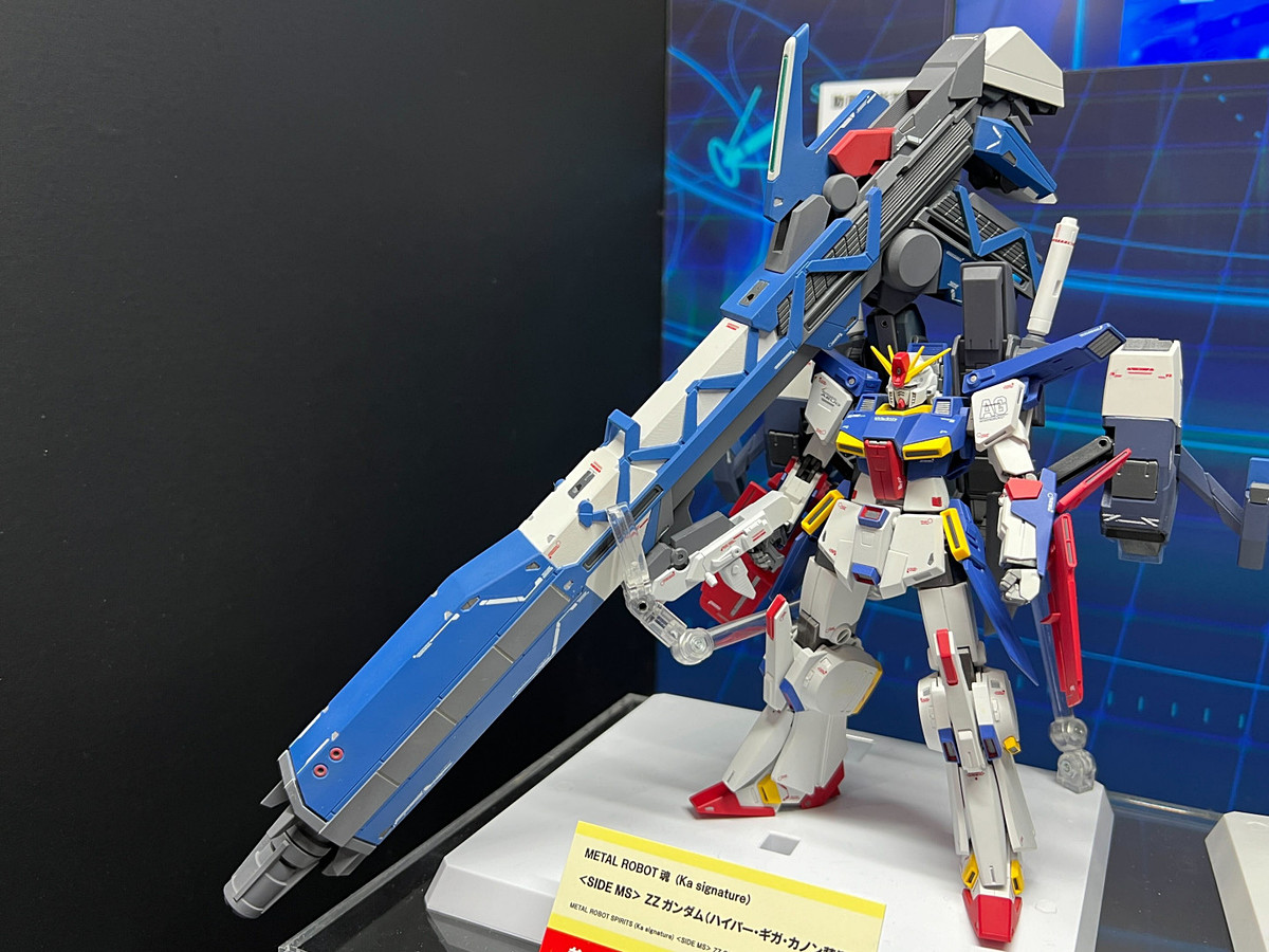 νガンダム」「Z」「ZZ」が「ガンダムUCE」の新武装でMETAL ROBOT魂に