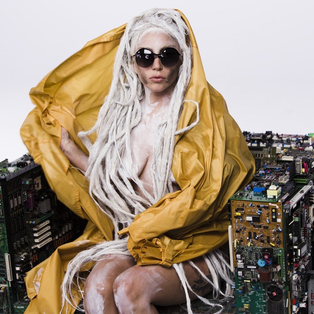 FUCK YOU POP MUSIC THIS IS ARTPOP 🔵