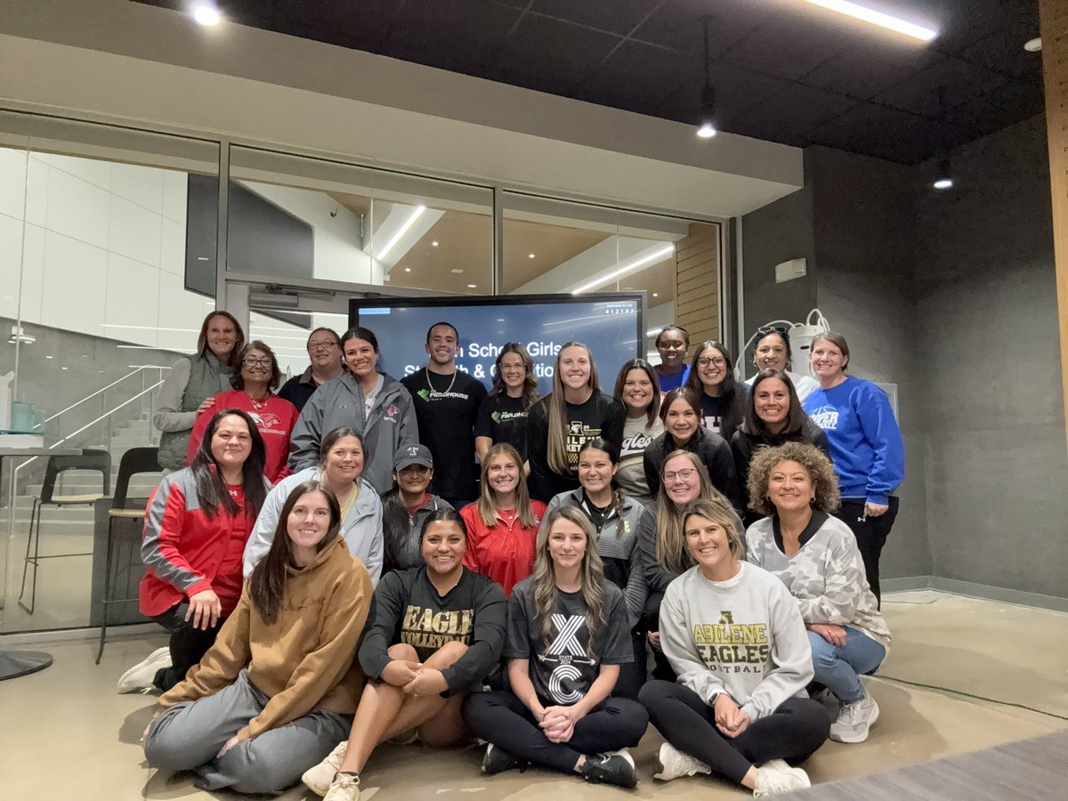 Our second THSCA Seat at the Table in AISD. Thank you <a href="/TheFieldhouse__/">The Fieldhouse Abilene</a> for talking to us about strength and conditioning and nutrition for female athletes. <a href="/AbileneISDAthl1/">Abilene ISD Athletics</a> <a href="/THSCAcoaches/">THSCA</a>