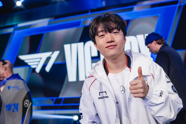 [OFFICIAL] Support Keria 🇰🇷 has re-signed with T1 on a multi-year deal, as announced by the organization #LCK <a href="/holysquad_fr/">HOLY Squad France®</a>