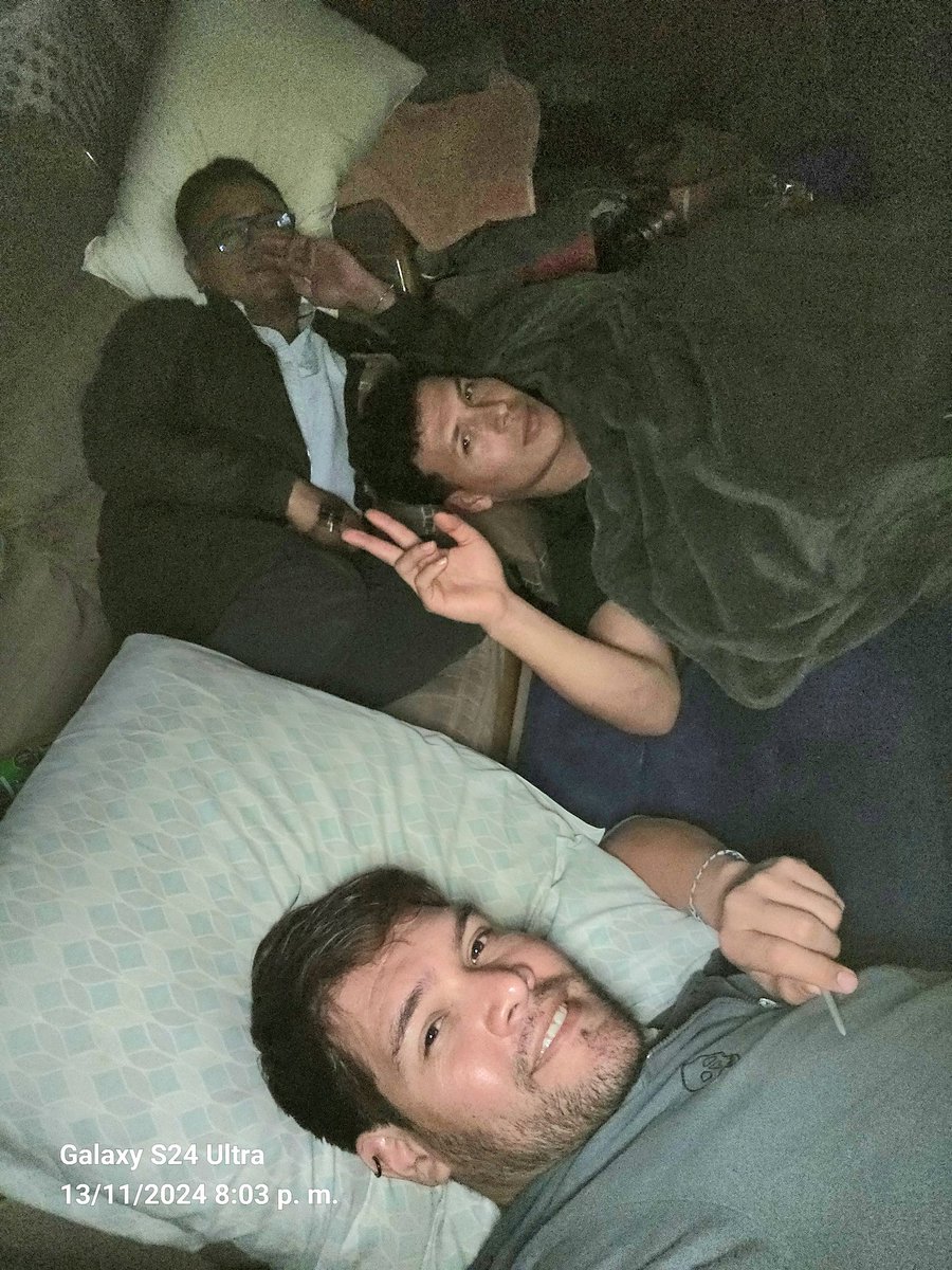 lmi_jucesfi's tweet photo. En casa con los besties mirando #Gladiador1 porque mañana hay que ver la 2... ya cenamos ahora a disfrutar la movie
#MovieNigth
#BestFriends
#Beffos
#SushiAndMovie https://t.co/XwvC86RVXX
