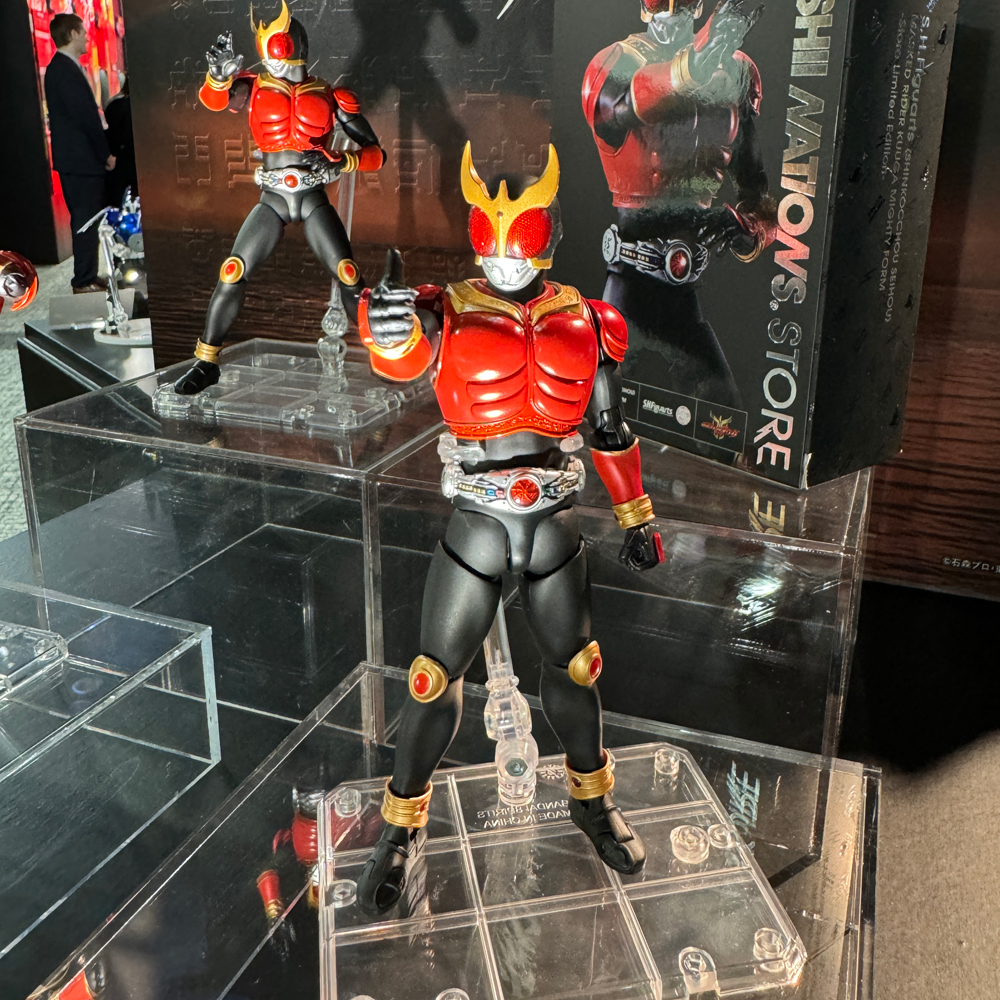 S.H.Figuarts (真骨彫製法) 仮面ライダークウガ マイティフォ