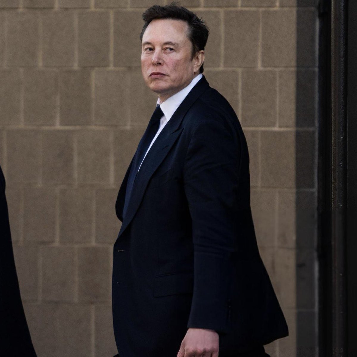 cb_doge's tweet photo. Elon Musk 一 The George Soros of the Right. https://t.co/pXCkVJ57BU