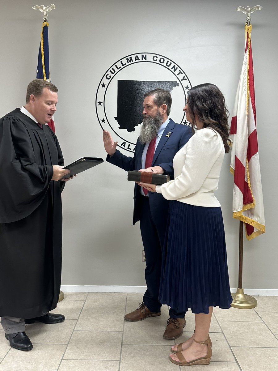 Cullman_Courts's tweet photo. Judge Chad Floyd swears in newly re-elected Cullman County Commissioners,  Kelly Duke and Corey Freeman. https://t.co/pnImYI1vcz