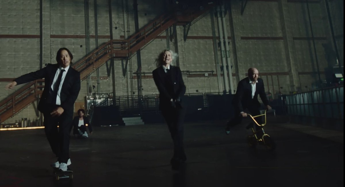 LPAssociation's tweet photo. LinkedIn Park 👔

#LinkinPark #FromZero #TwoFaced https://t.co/MMBuQRqy6O