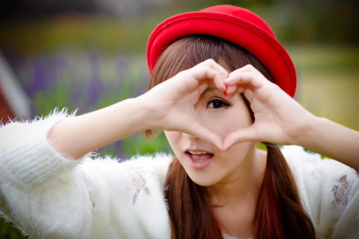 koko smiles tweet media