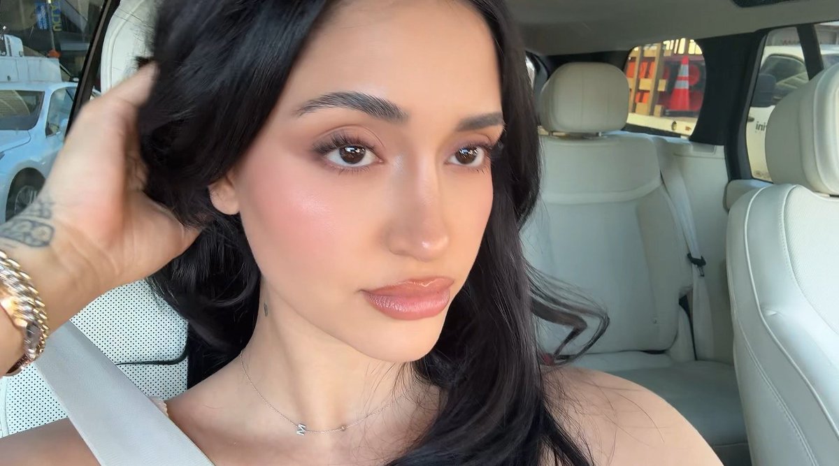 LEAH KATEB ARE YOU EVEN REAL?!??