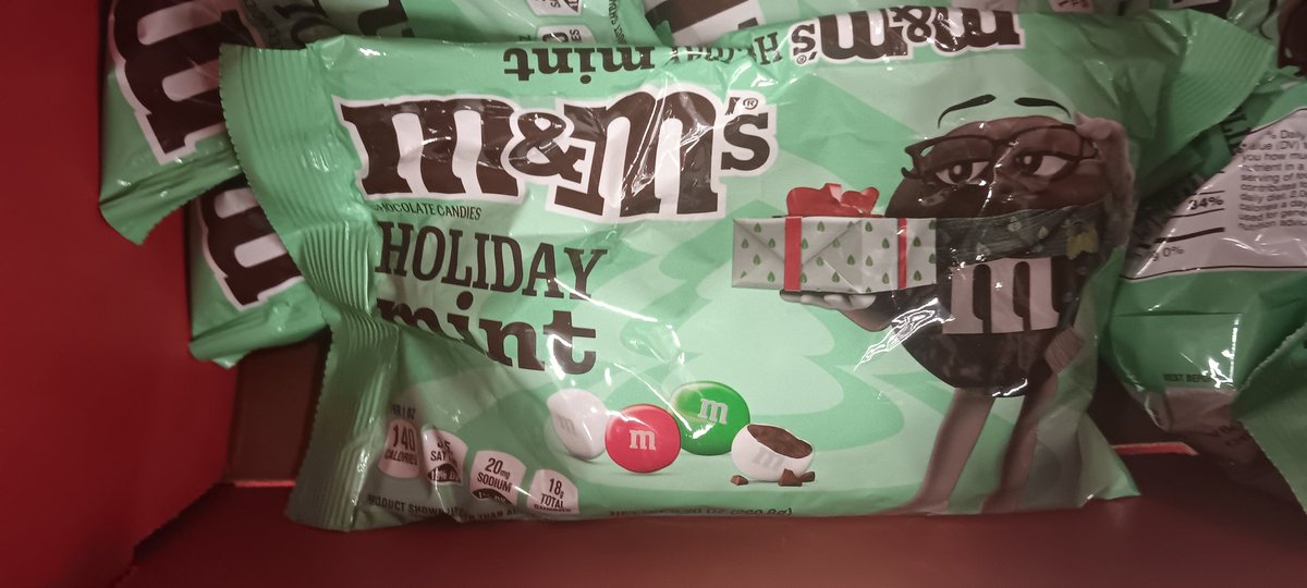 Julssszz1's tweet photo. Saw these today.
#Holidaycandy https://t.co/5hmVr0F9Lq