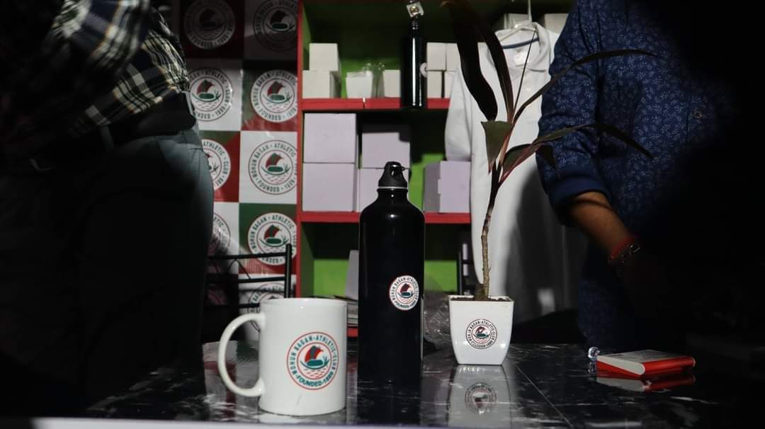 kousdas1975's tweet image. Merchandise counter উদ্বোধন। 
জয় মোহনবাগান 💚❤️
#mohanbagan ✌️