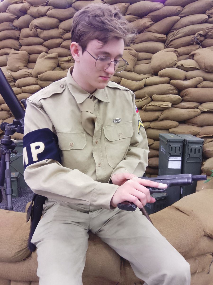 𝒜𝓁𝒷𝒶𝓉𝓇𝑜𝓈𝓈𝐵𝒶𝓇𝑜𝓃 tweet media