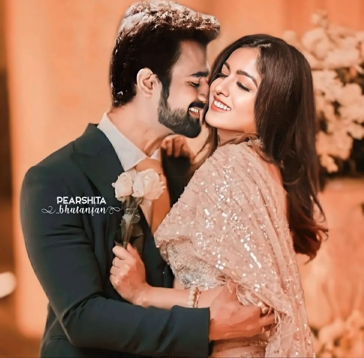 UPragh's tweet photo. Kitna Pyaara Tudjhe Rabne Banaya... 🤌🫶❤️🧿
@pearlvpuri @ishidutta 

#PearlVPuri #IshitaDutta #PragHbir #PearShita #BepanahPyaarr https://t.co/ngQEPIlnAC