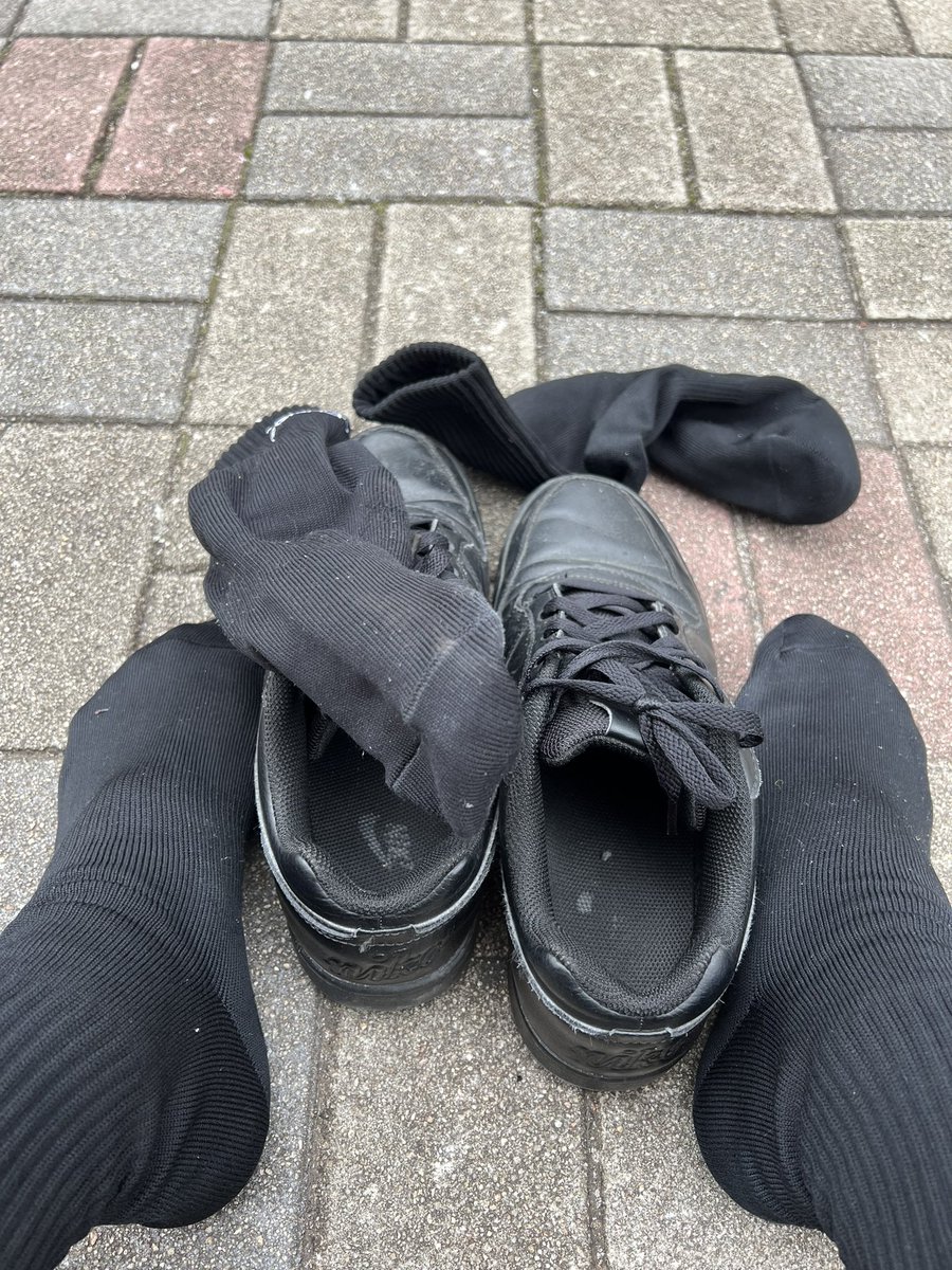Yuta45_45's tweet photo. 半日歩いただけで蒸れて激クサになる、、 https://t.co/gOwODCSwHQ