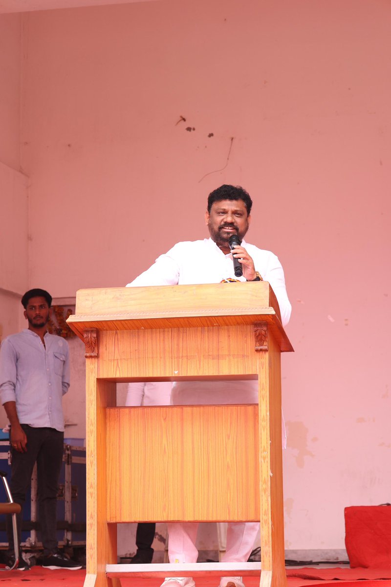 ShivaSenaIYC's tweet image. Participated in National Inter Level Engineering Sports Fest (AARA 2024) organized by Chaitanya Bharti Institute of Technology College.

#sports
#youth
#CBIT