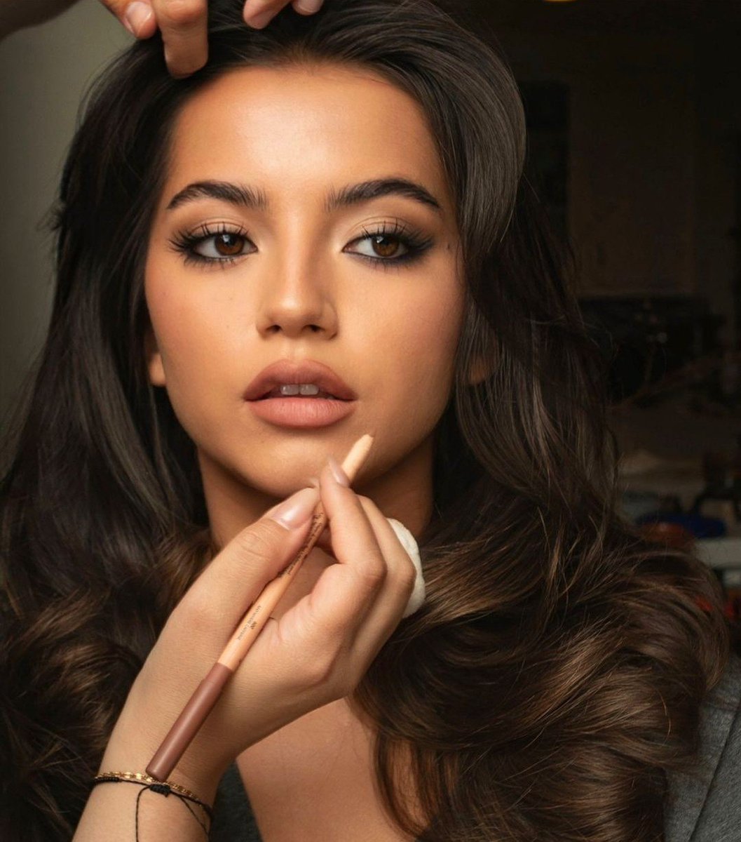 celebhawties's tweet photo. Isabel Merced
#isabelmerced https://t.co/ka9a1SbgiY