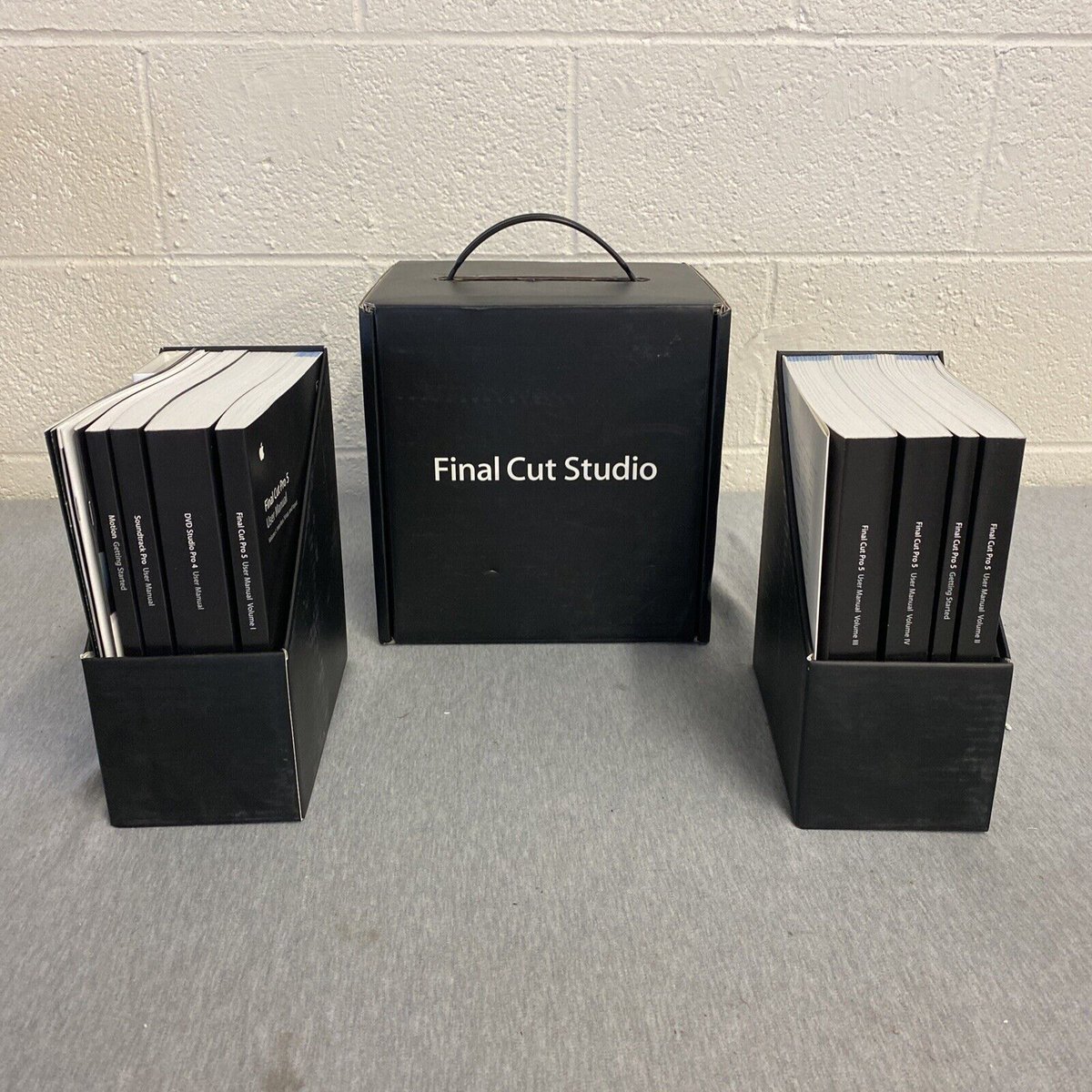 Basic Apple Guy tweet media