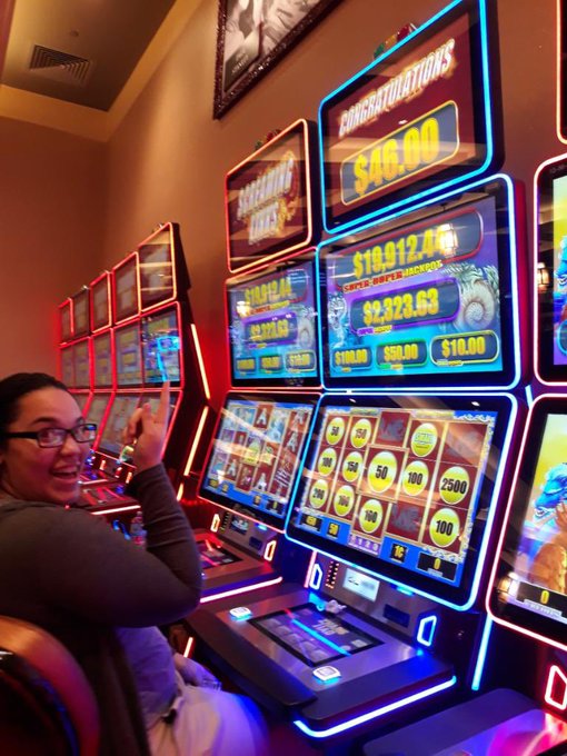 Watch Gem Jewels's leaked NSFW photo on TwXstars