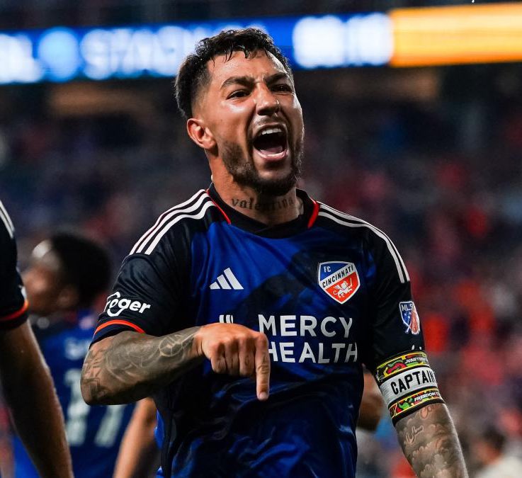 kivbot's tweet image. 