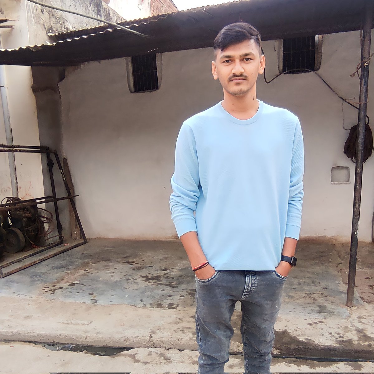 Bhagirath8439's tweet photo. #NewProfilePic https://t.co/APgsM2BsPG
