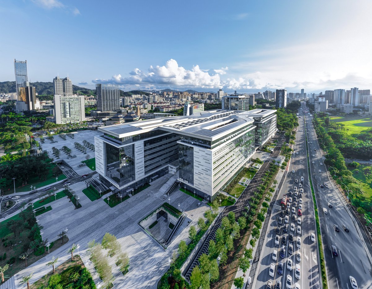 _10DESIGN's tweet photo. How can design enhance community engagement in government buildings? The new #Zhuhai Civil Service Centre in China embodies this vision as a vibrant hub that connects public services with the community.
https://t.co/tgOus2P6xX
#Architecture #Design #CivicBuilding https://t.co/k2HNZGd2N4